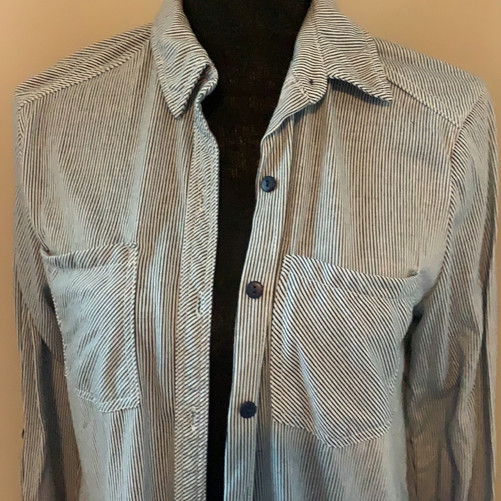Women’s Pinstriped Blue/White button up
